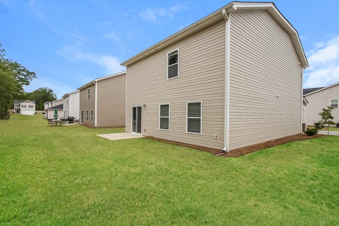 Building Photo - 133 Boat Clb Ln