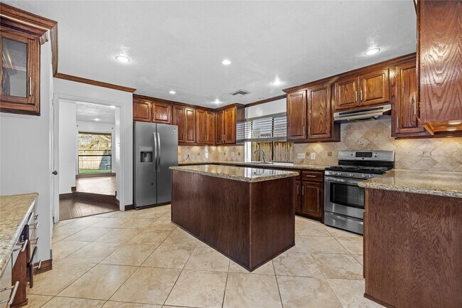 Building Photo - 3307 Ashfield Dr