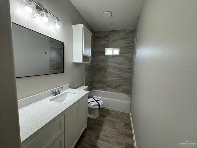 Building Photo - 1312 Sucre Dr