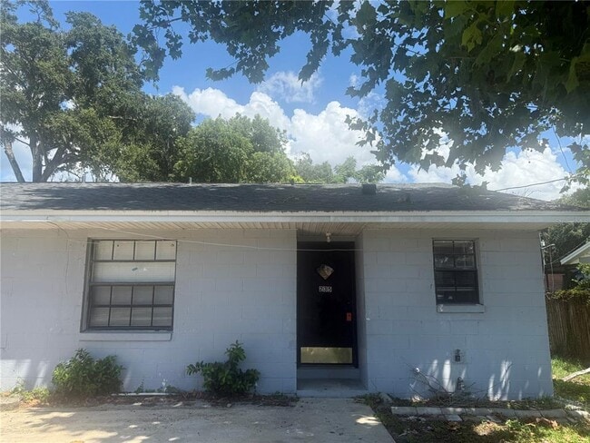 Building Photo - 235 S. Christiana Ave