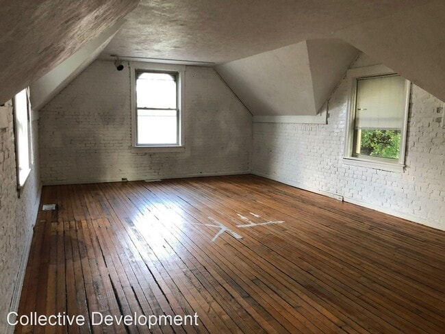 Building Photo - 15 br, 7 bath House - 3100 Chicago St.