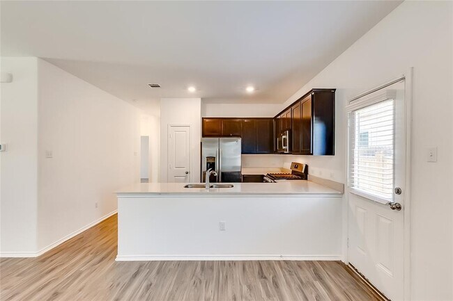 Building Photo - 362 Geode Glen