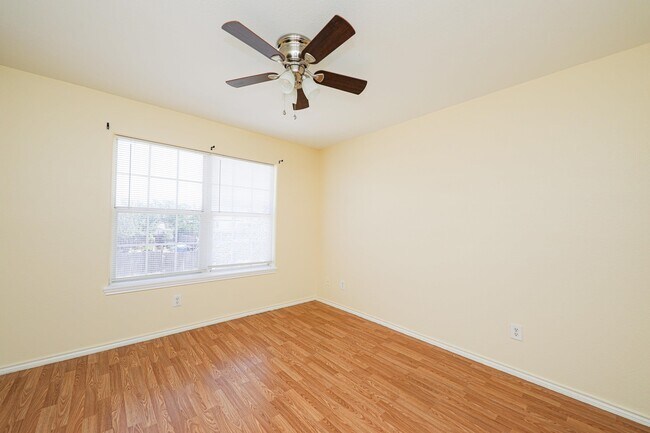 Building Photo - 4203 Marla Dr