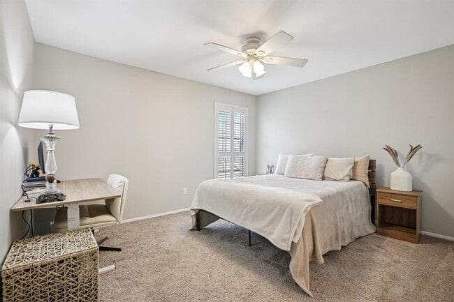 Building Photo - 4159 Steck Ave