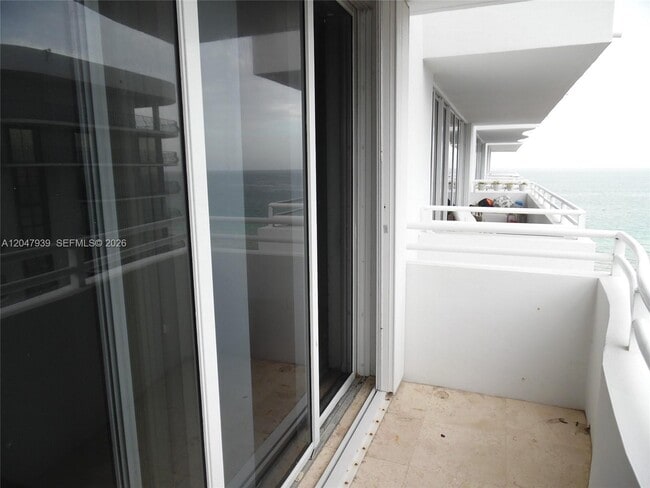 Building Photo - 8911 Collins Ave