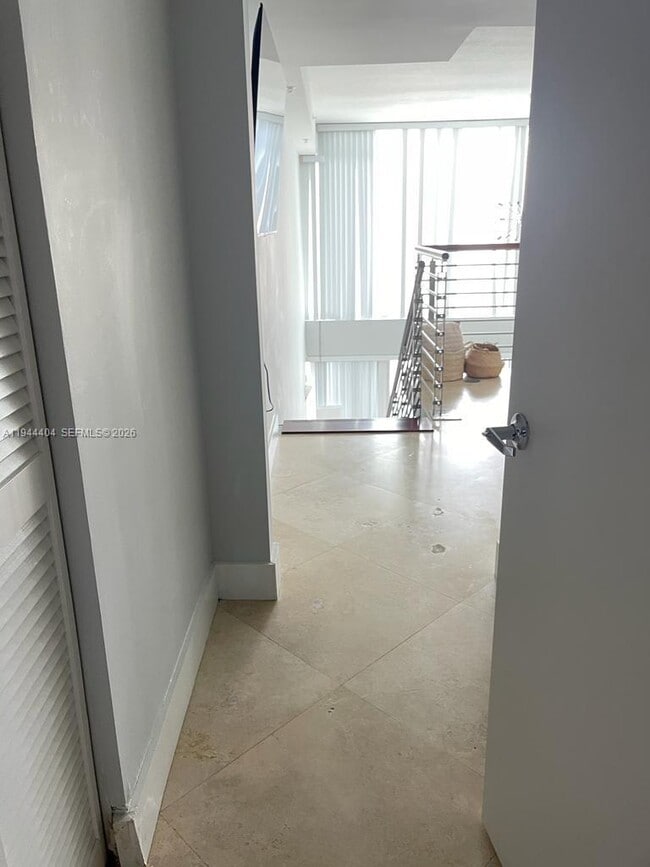 Building Photo - 41 SE 5th St