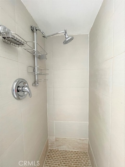 Building Photo - 22 N Bushnell Ave