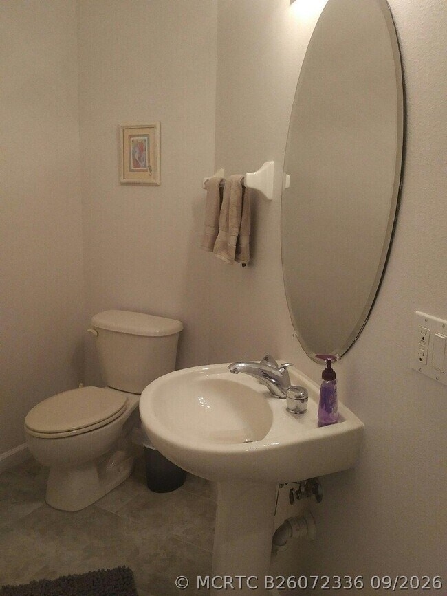 Building Photo - 8033 Carnoustie Pl