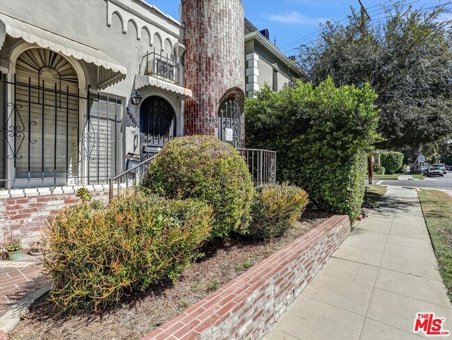 Building Photo - 6407 Orange St