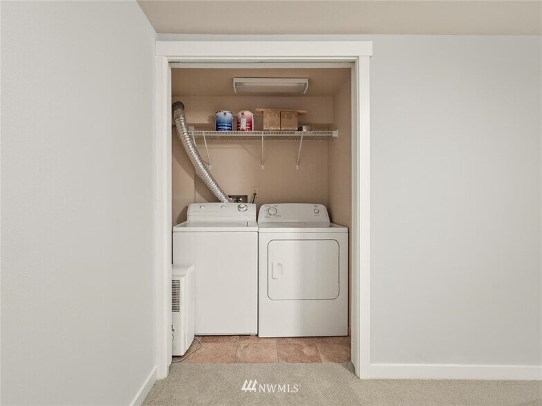 Laundry - 740 N 94th St