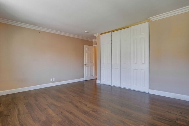 Building Photo - Fantastic ocean views in this spectacular ...
