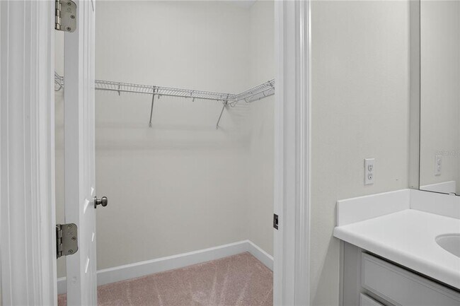 Building Photo - 15382 Arcadia Blf Lp