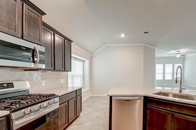 Building Photo - 2218 Pumpkin Patch Ln