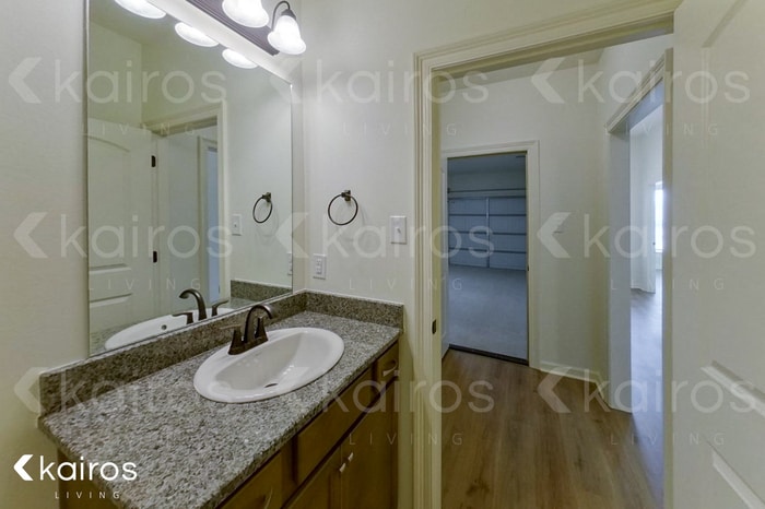 Building Photo - 206 Teddy Ln