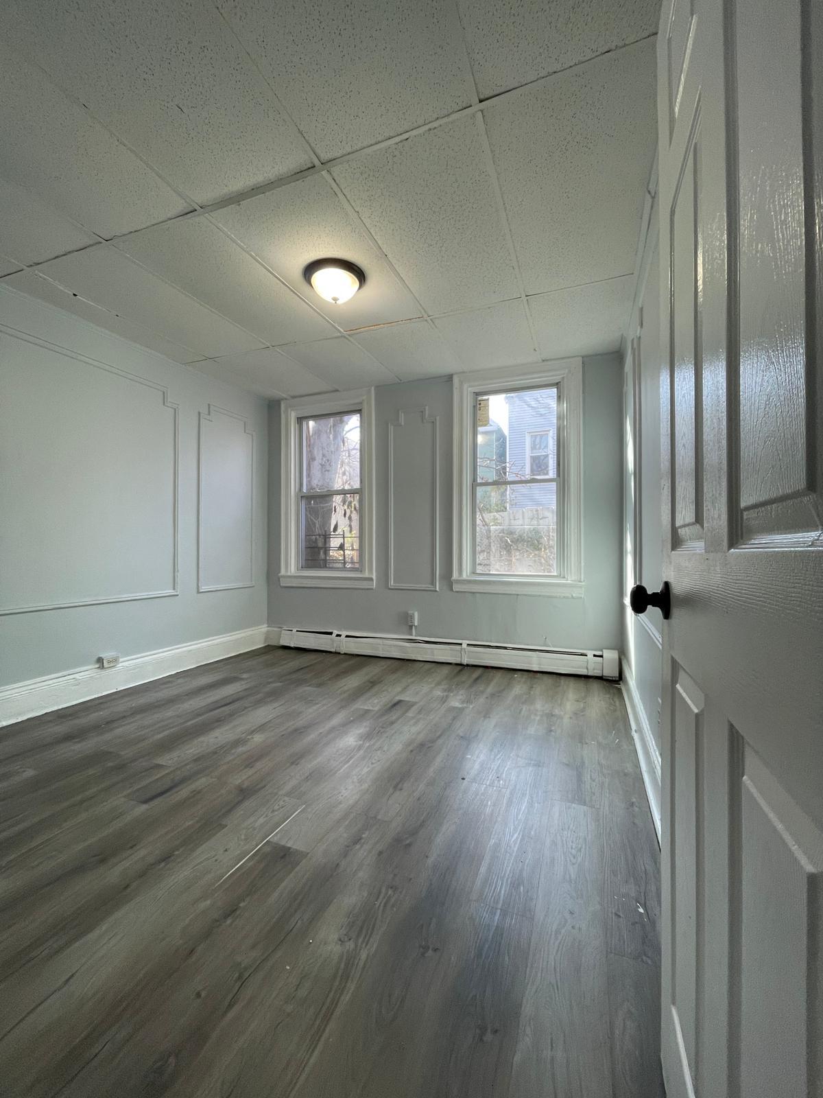 Unit 2 - 53 Stegman St