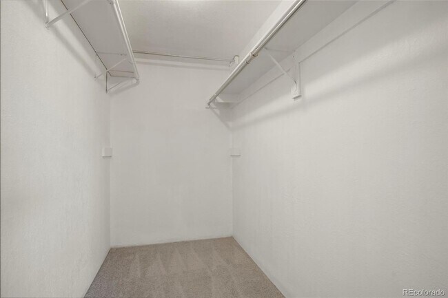 Building Photo - 14120 E Temple Dr