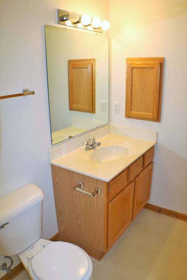 Building Photo - $1,215 | 2 Bedroom, 2 Bathroom CONDO | Designed for Ages 55+ | PET Friendly* | Available for Nove...