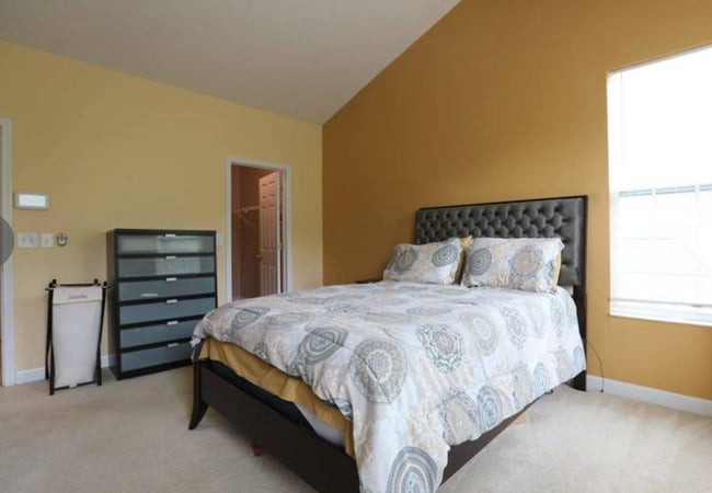 Master Bedroom - 2436 Bluffcrest Ln