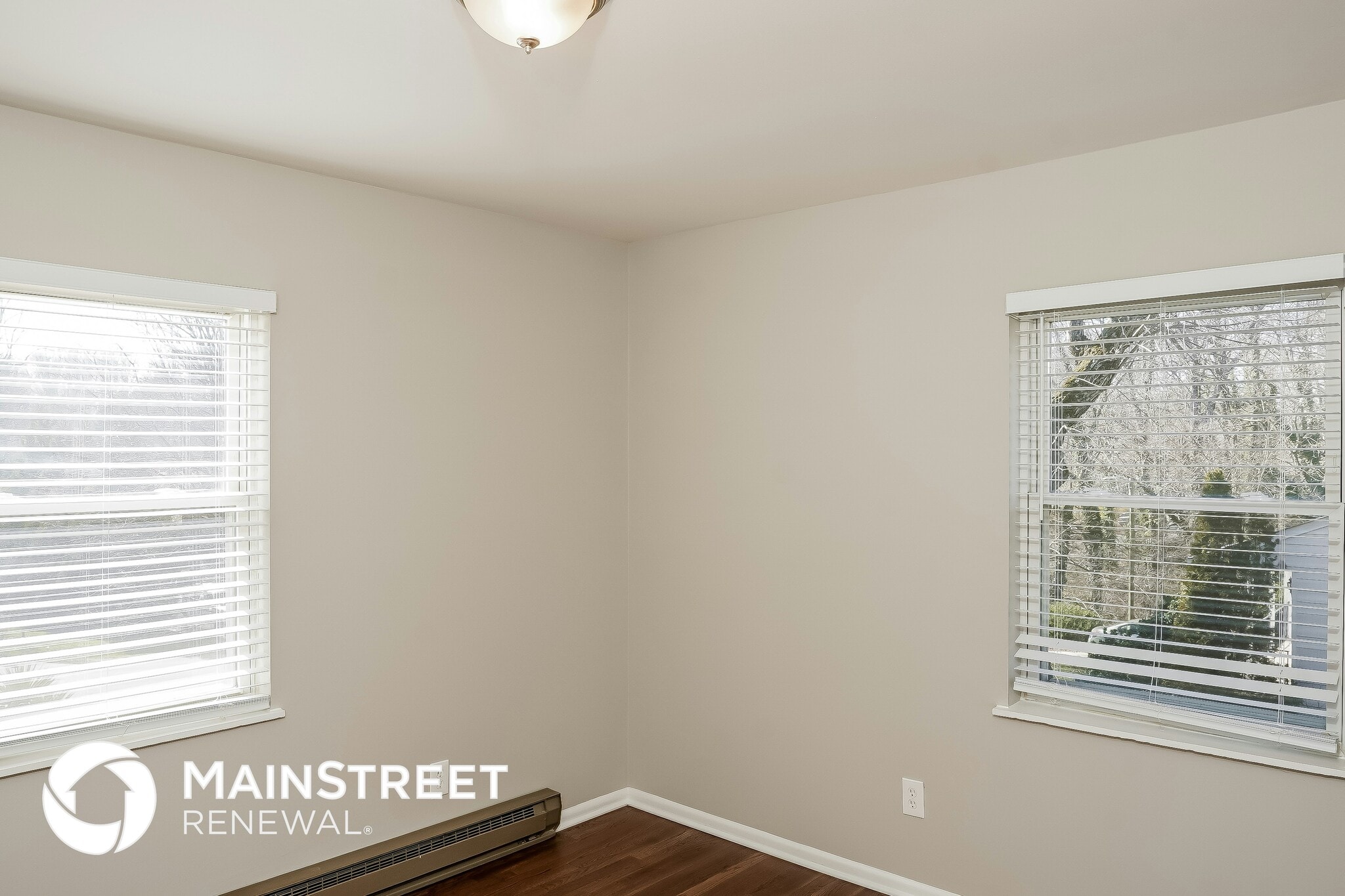 Building Photo - 4010 Sedgewood Ln