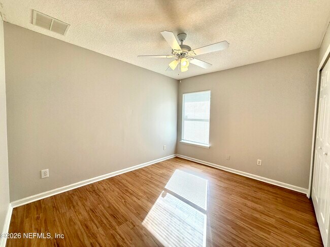 Building Photo - 1701 Covington Ln