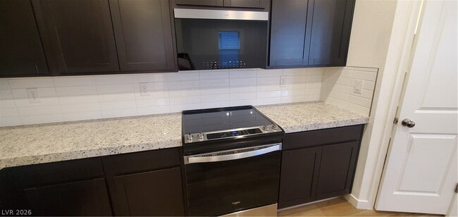 Building Photo - 184 Wewatta Ave