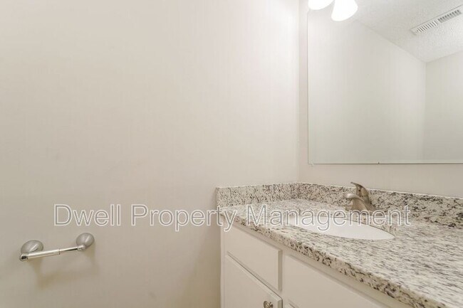 Building Photo - 429 Evans Mill Dr