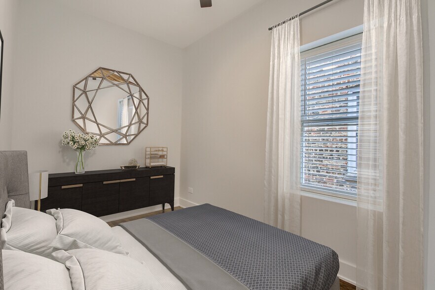 Building Photo - 1452 W Irving Park Rd