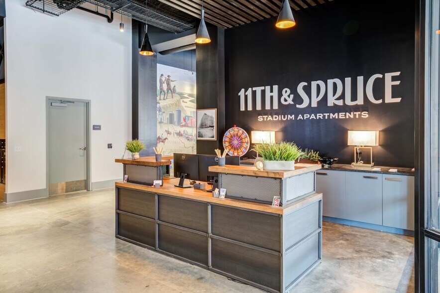 Lobby - 11th and Spruce