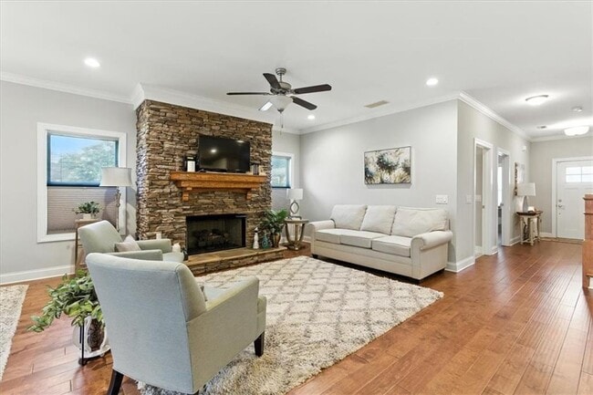 Building Photo - 3047 Patriot Square SW