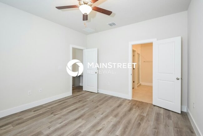 Building Photo - 3 Bedroom Pet-Friendly Home in Deland, FL ...