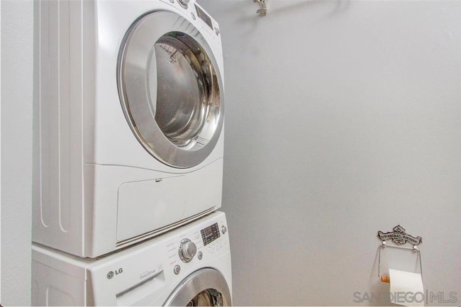 Building Photo - MODERN DESIGN & ARTISTIC INTERIOR 2BD/2BA APARTMENT WITH A/C in LITTLE ITALY! For $3,645/mo!