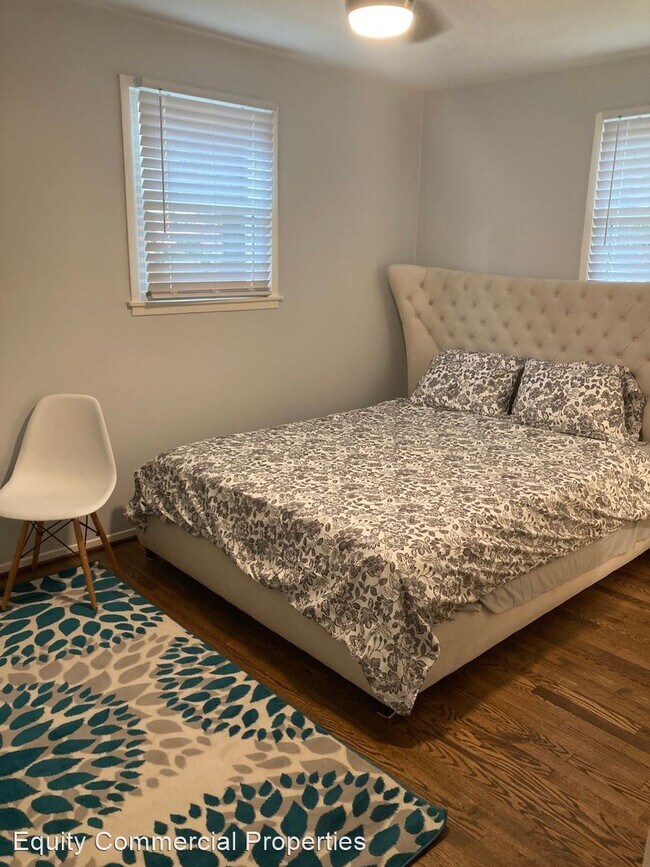 Building Photo - 4 br, 2 bath House - 800 N. Elam