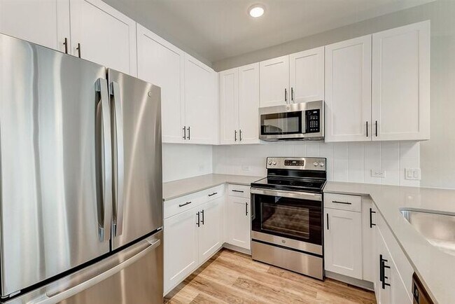 Building Photo - 3720 Florentine Dr