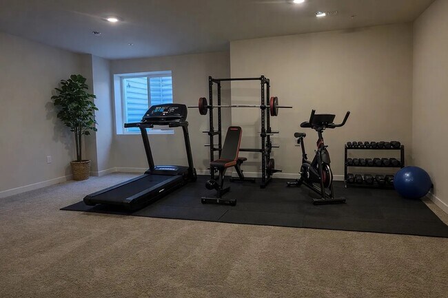 Building Photo - 101 Abramo Victor Dr