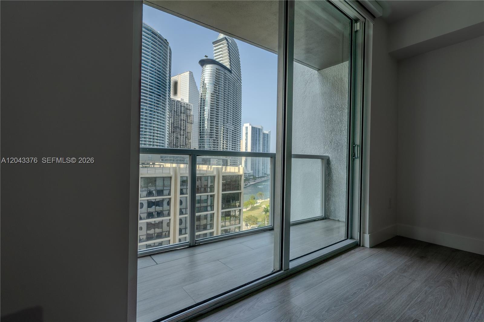 Building Photo - 500 Brickell Ave