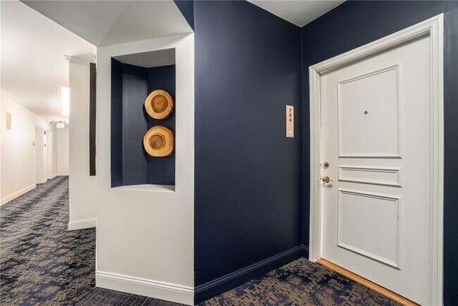 Building Photo - 199 14th St NE