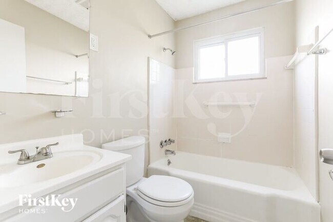 Building Photo - 2721 Bernadette Road