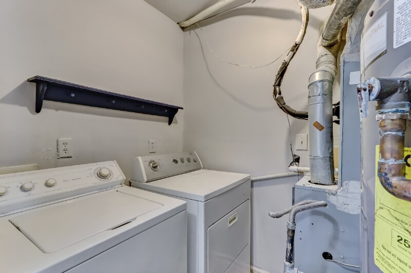 Building Photo - 4281 Grogan St