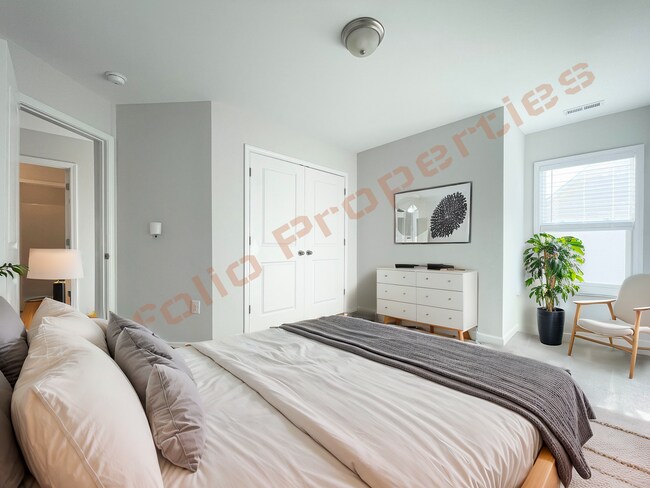 Building Photo - Stunning 4 Bedroom 2.5 Bathroom Home w/ Primary Suite on Main Level @ Ashcroft, Clayton, Availabl...