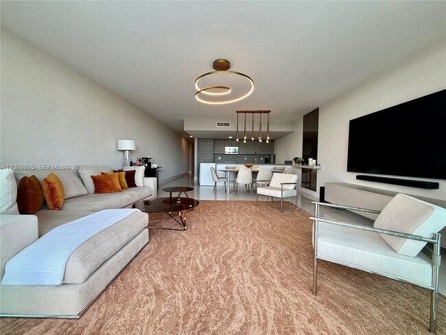 Building Photo - 400 Sunny Isles Blvd