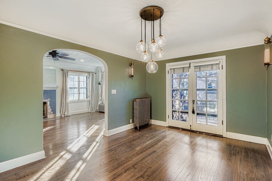 Building Photo - 1655 Jasmine St