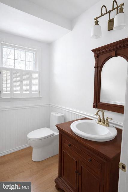 Building Photo - 402 Norwood Rd