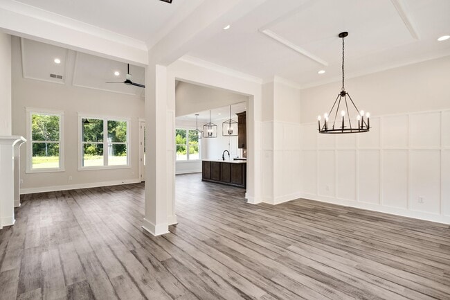 Building Photo - 5011 Jon Oak Dr