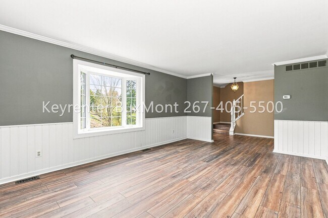 Building Photo - 117 Victoria Ln