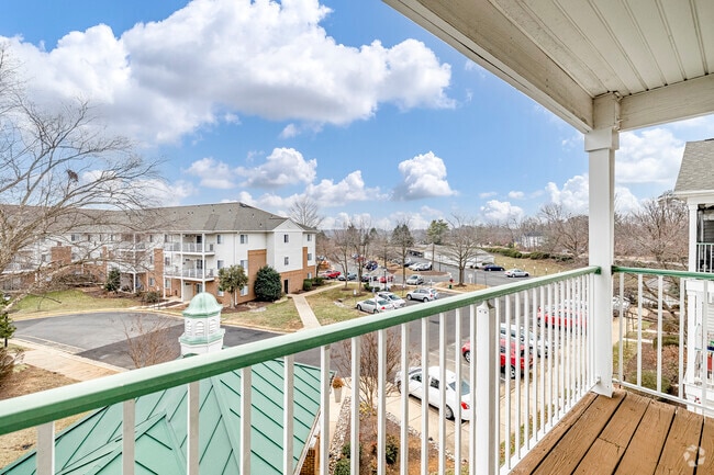 Building Photo - Meadows at Salem Run