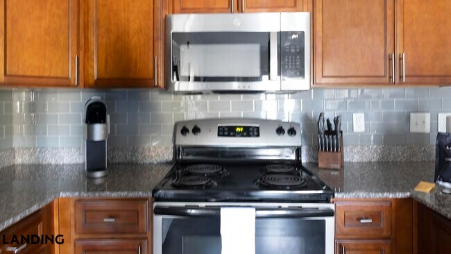 Building Photo - 100 Waterstone Park Cir