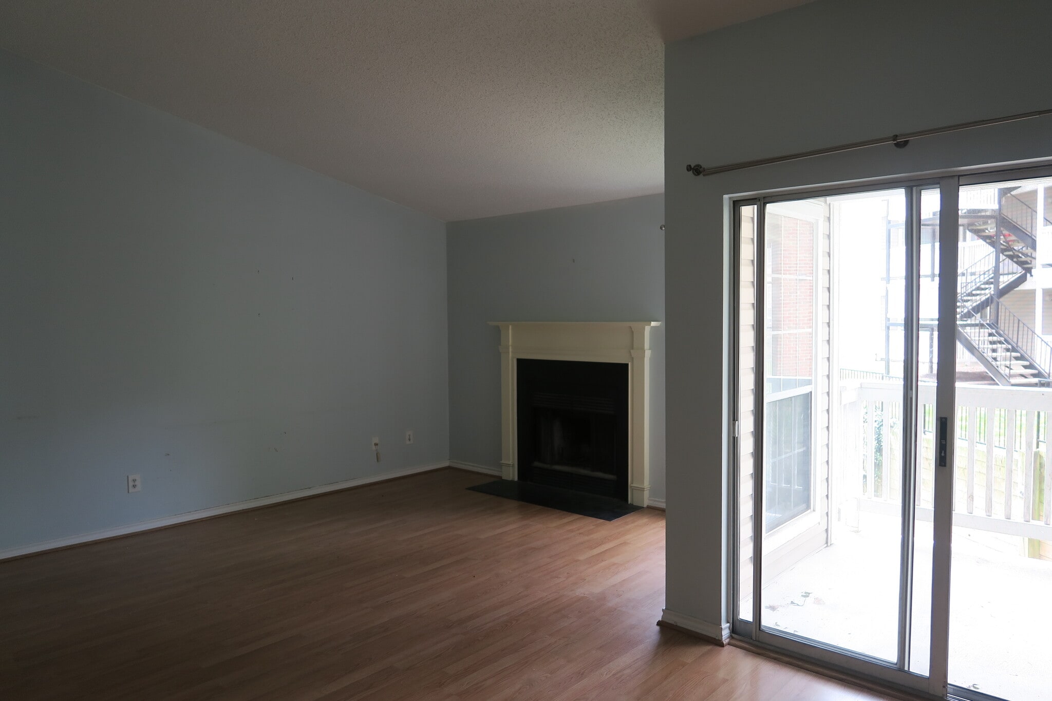 Fireplace - 1521 Lincoln Way