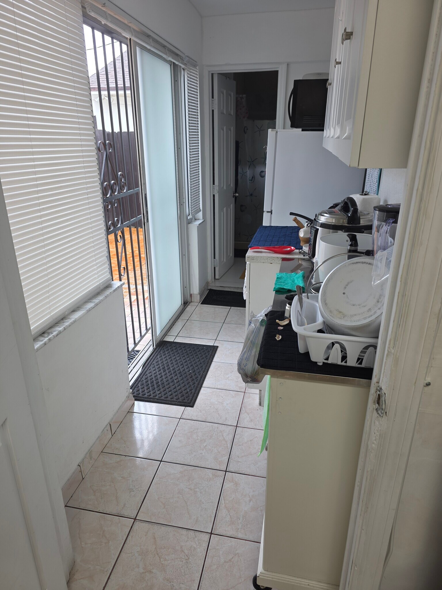 Building Photo - 3060 NW 27th St