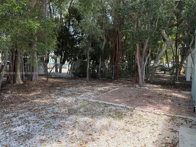 Building Photo - 39 Gumbo Limbo Ave