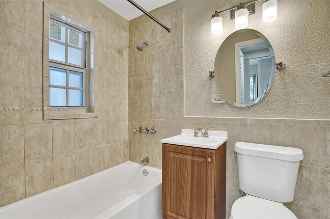 Building Photo - 1199 Marseille Dr